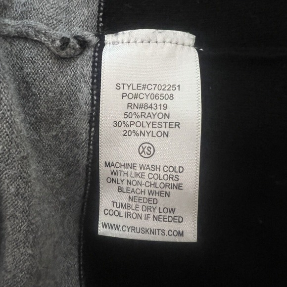 RAYA Sweater Womens XS‎ Gray Black Colorblock Cowl Neck Basic Neutral Minimalist - Picture 9 of 9